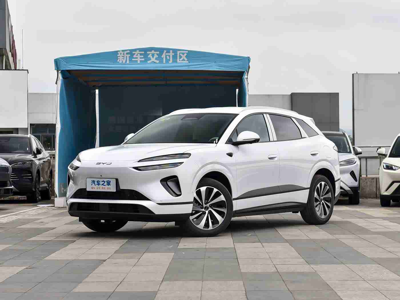 3.0.3免费OPPO版大全,科技融合，智能领航，未来驾驶新境界-1