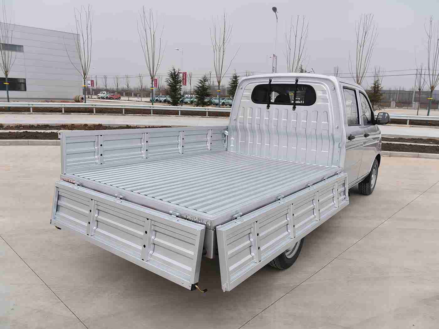 东京热搜app下载安装,全面升级，便捷生活！探索东京热搜app，汽车资讯一手掌握-3