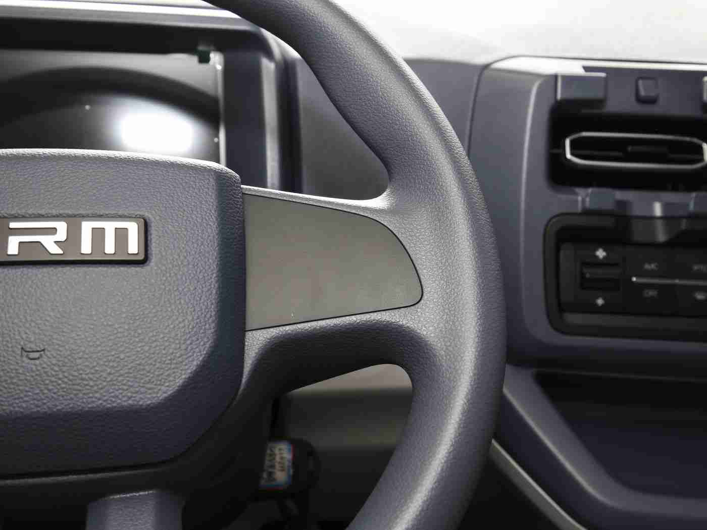 嫩草精产一二三产区,探寻产区之韵，驾驭未来新篇-3