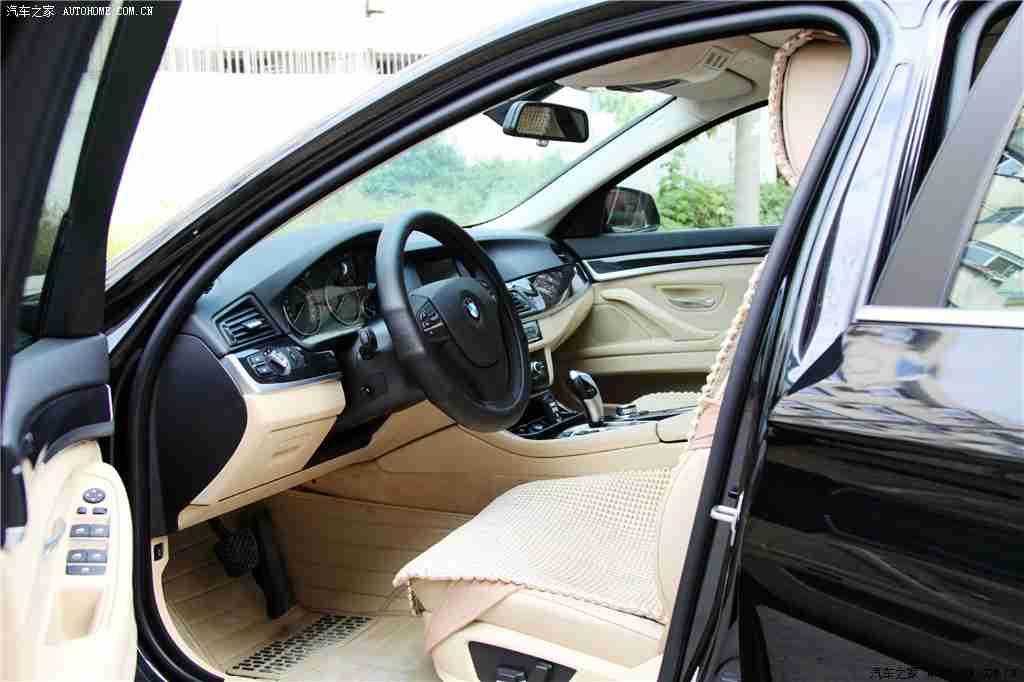 黄色应用3.0,智能驾驶新篇章，车载系统引领汽车行业变革之旅-3