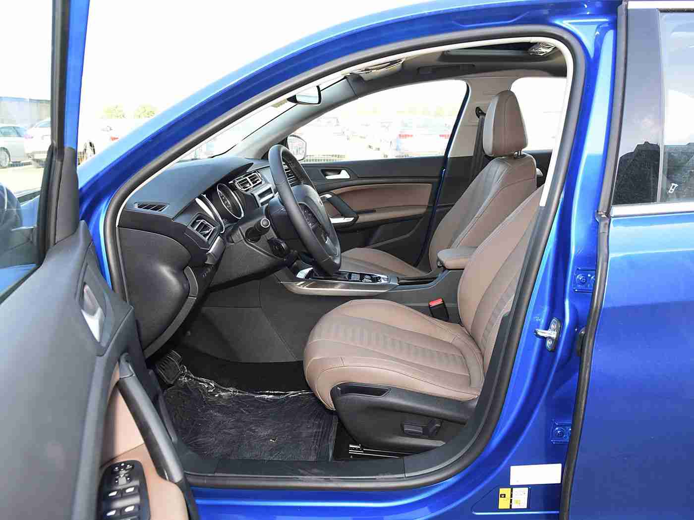 91黑料吃瓜,独具匠心设计,科技动力升级:揭秘备受瞩目新车市场前景及91黑料背后故事-1