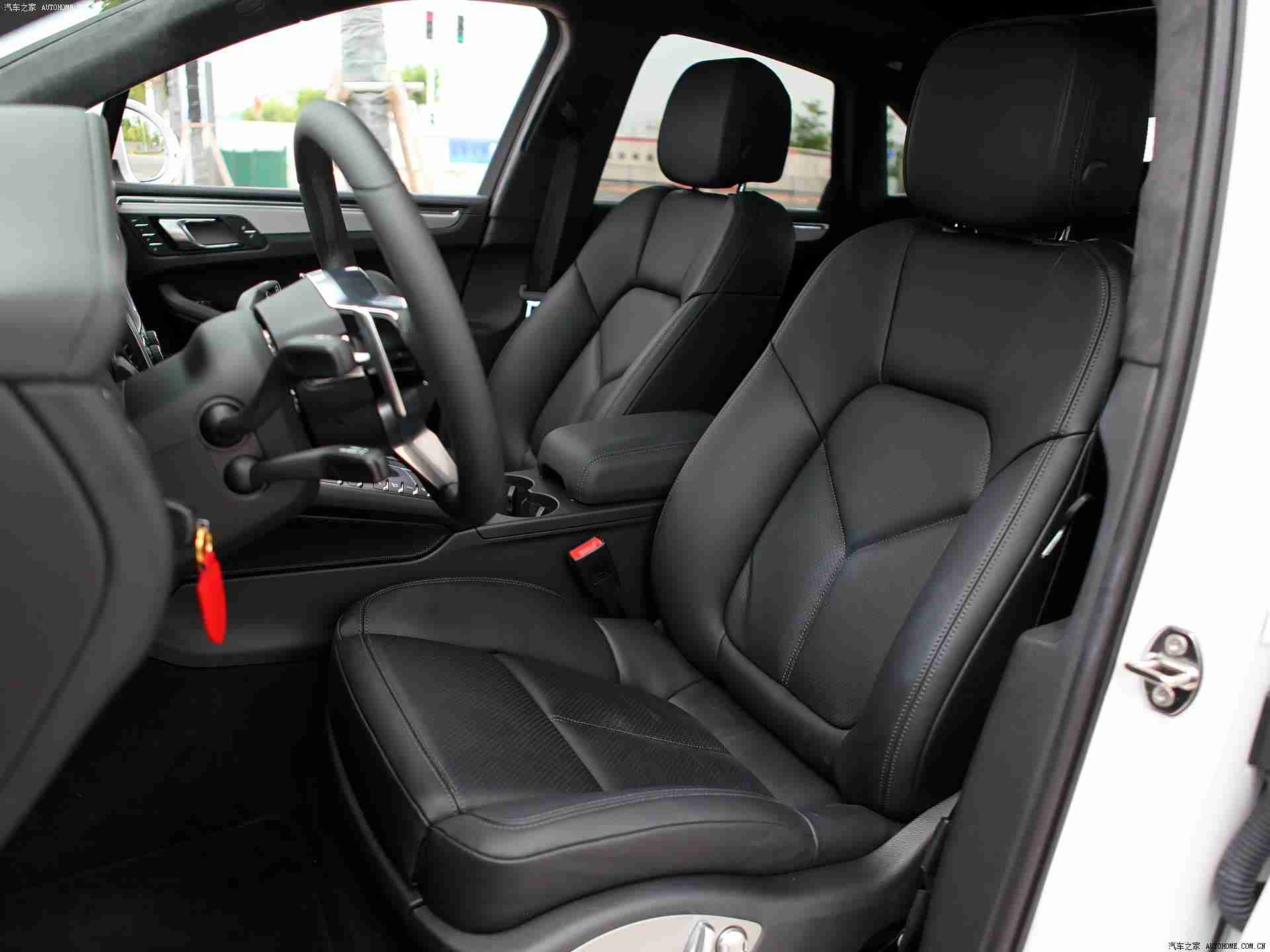 我把亲女破了处,创新设计引领潮流，智能科技赋能驾驶——“破处”系列汽车崛起，重塑汽车行业新格局-2