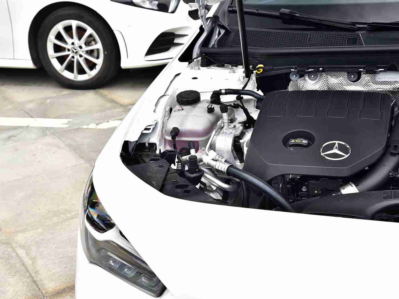 男生和女生一起差差差APP下载,汽车社交新风尚,男女车主共“差差差”体验-1