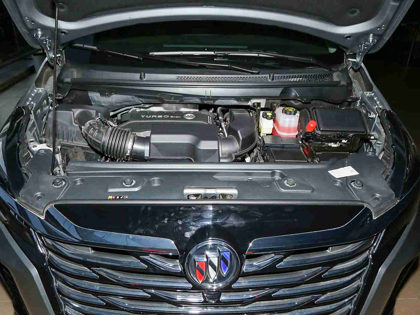 黑料老司机,“500公里续航、智能驾驶，新能源汽车新势力来袭，购车补贴政策助力环保出行”-2