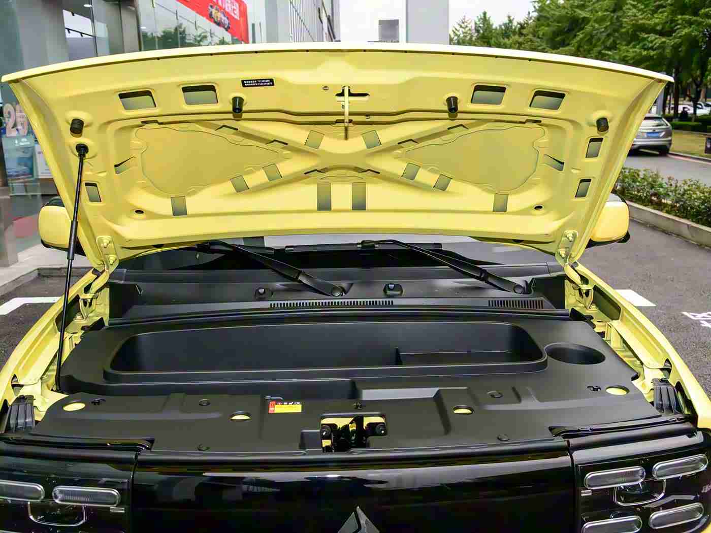 十大黄色软件,“驾驶安全护航，智慧车载防隐患之旅”-3