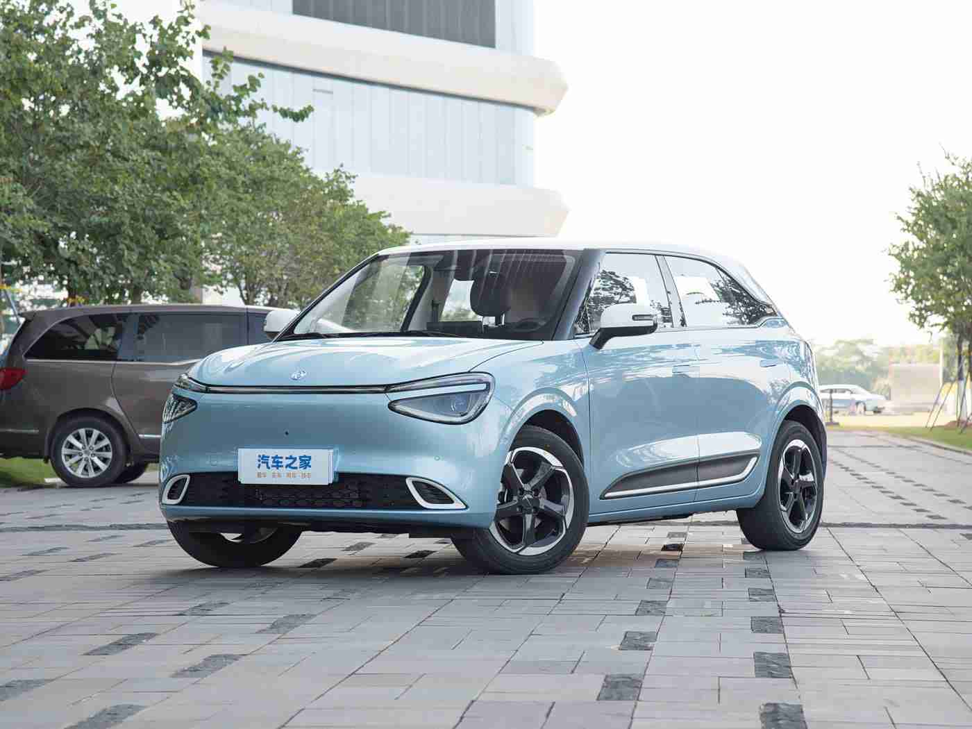 137137大但人文艺术有啥特别之处,137137大但车型：融合东方韵味，科技与环保共融的人文艺术座驾-1