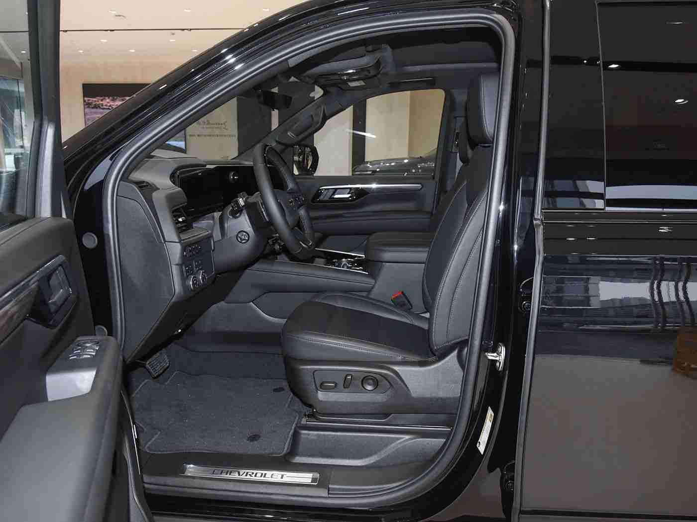 色多多污,汽车市场新宠:色彩斑斓“色多多污”车型引领驾驶新体验-2