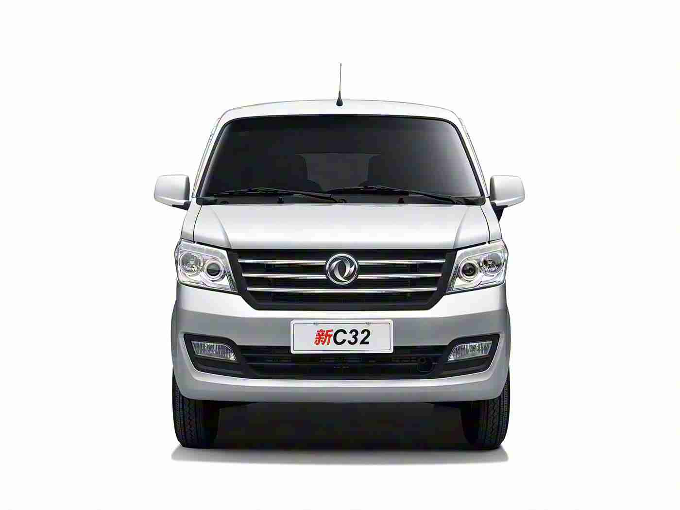 黑人av,“黑科技引领未来：全新概念车惊艳亮相，环保智能性能卓越，续航超500公里-3