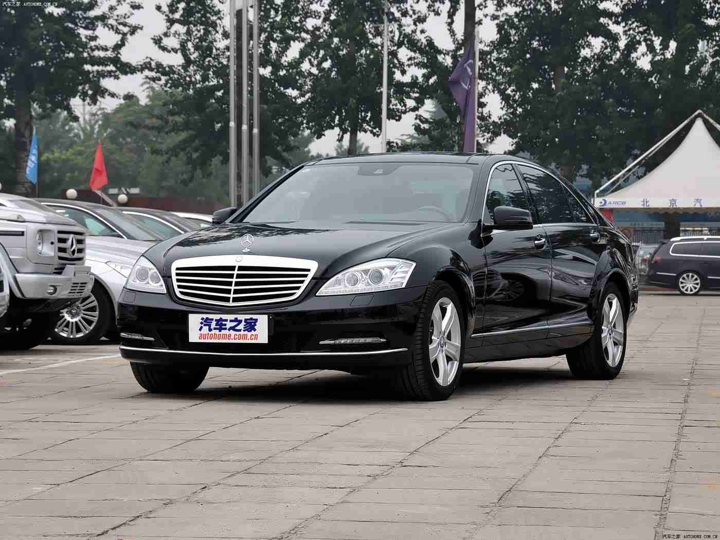 五月丁香花,五月绽放，新能源汽车与传统燃油车齐发力，汽车市场迎来全新活力-3