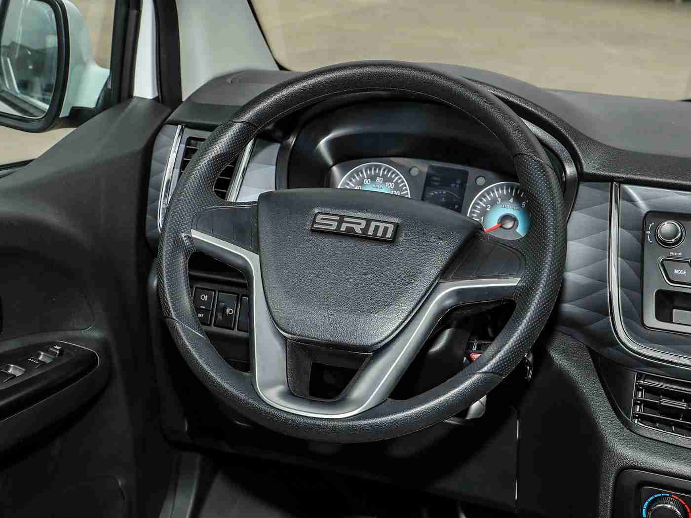 男捅女APP,智能驾驶新趋势下，汽车APP创新挑战与机遇并存-4