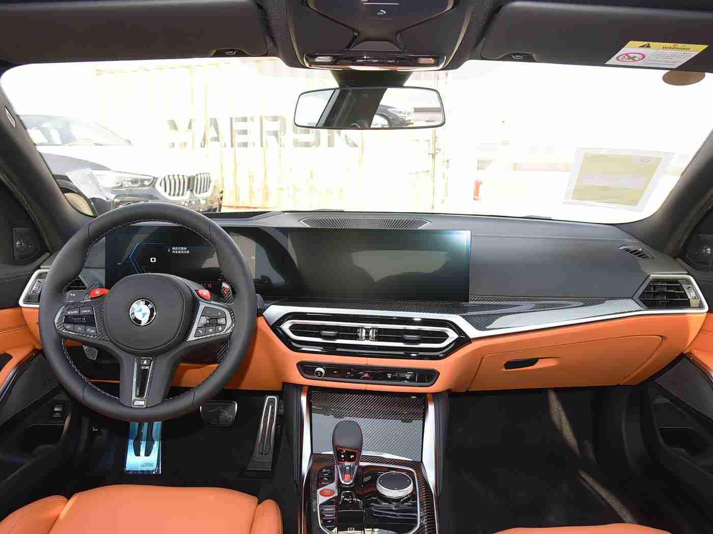 红桃视频免费入口,创新上市，新车型外观内饰双升级，动力安全再突破，全面解析！-4