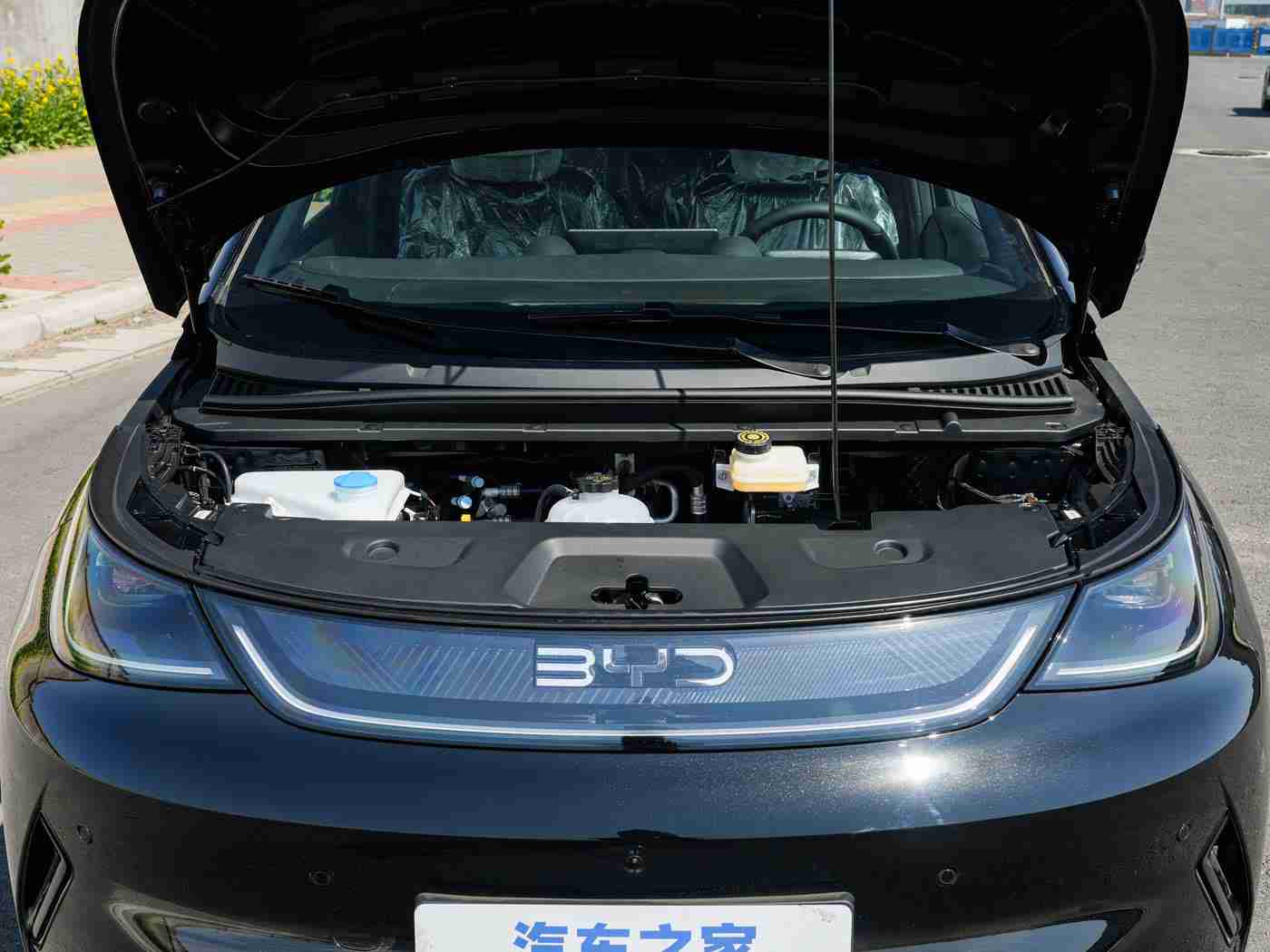 美女扒开屁股,时尚动感，智能实用——探索新锐车型独特魅力-2