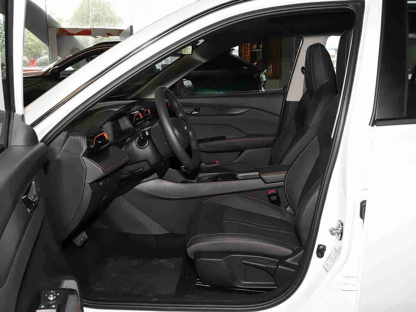 黑料泄密,“质量疑云笼罩，行业反思，共筑汽车安全堡垒”-4