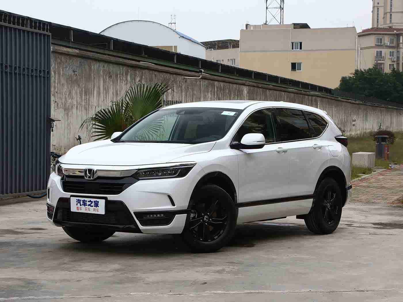 海贼王女帝被 黄漫羞羞,未来出行新篇章：创新智能汽车引领潮流，科技赋能生活便捷-1