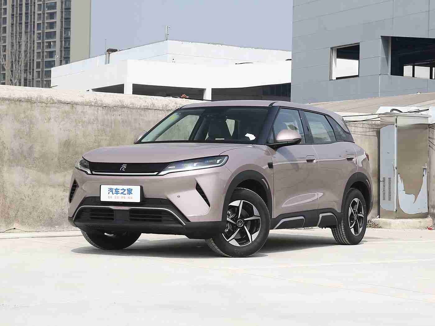 黄www,“新能源汽车新势力：全新设计理念黄系车型即将上市，引领行业潮流，20万起售引关注”-1