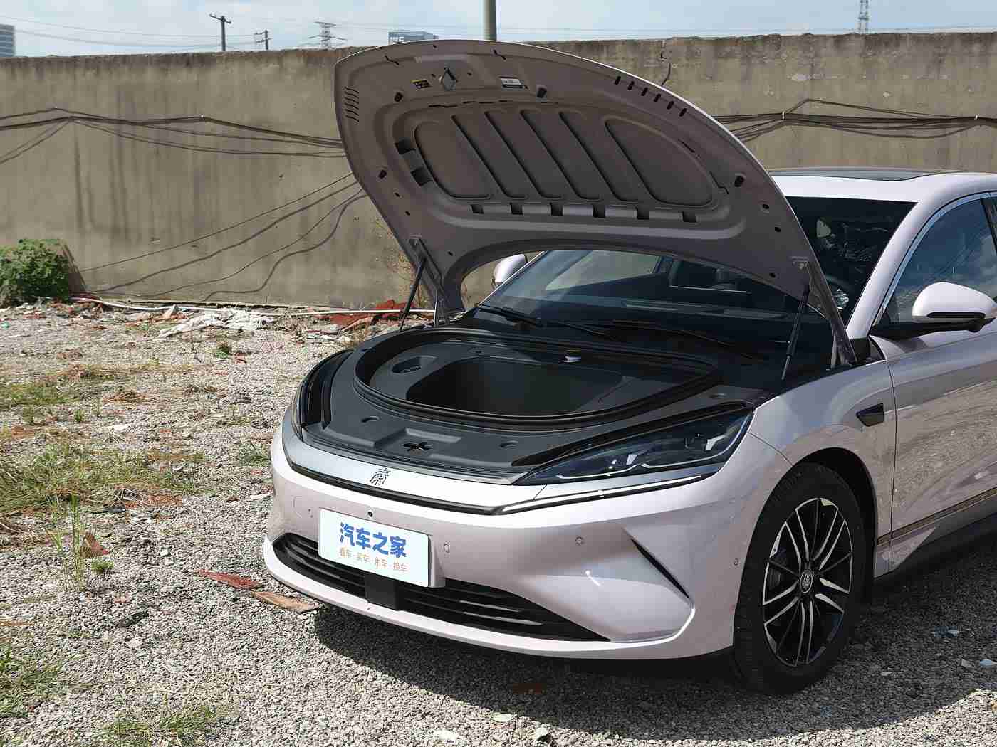 国产乱论,揭秘国产汽车崛起之路:破除“乱论”迷思,展望品牌未来-1