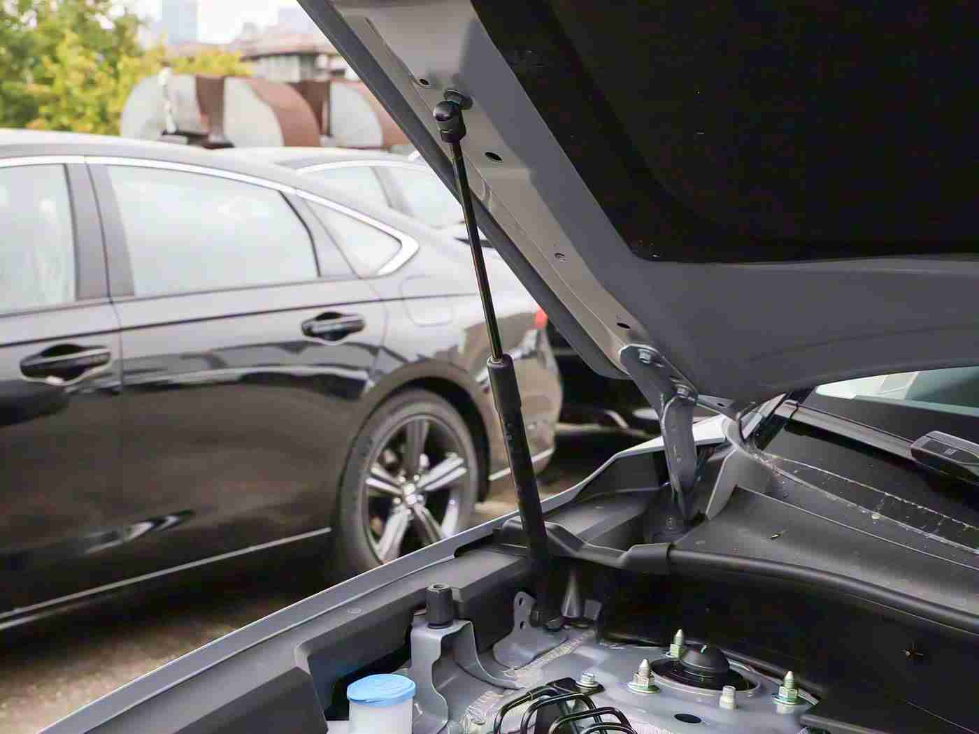 性一交一性一配,个性化定制引领汽车新潮流，满足消费者多元需求-4