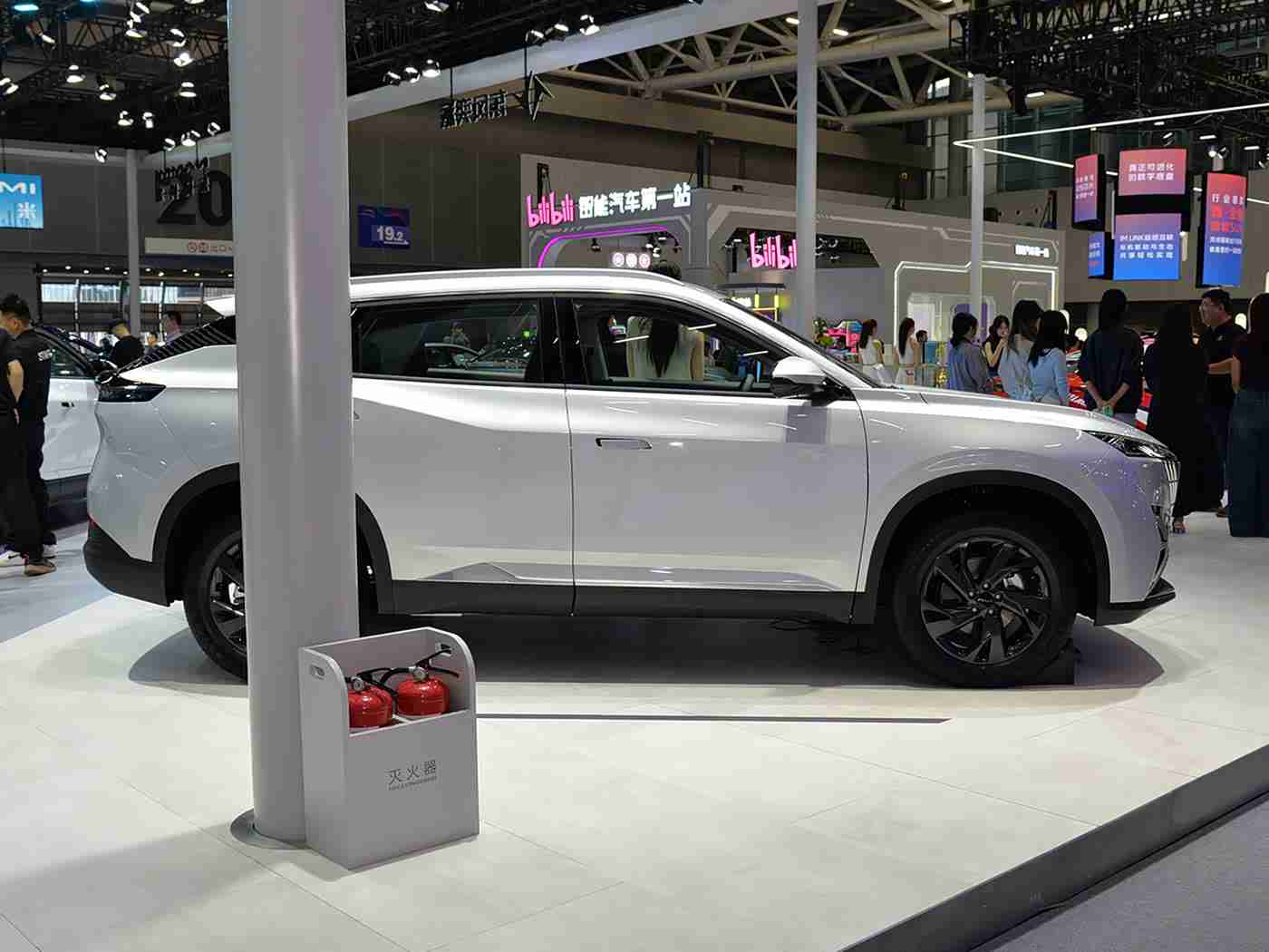 全国av,时尚驾驭，智领风骚——尽享动力与智能盛宴-2