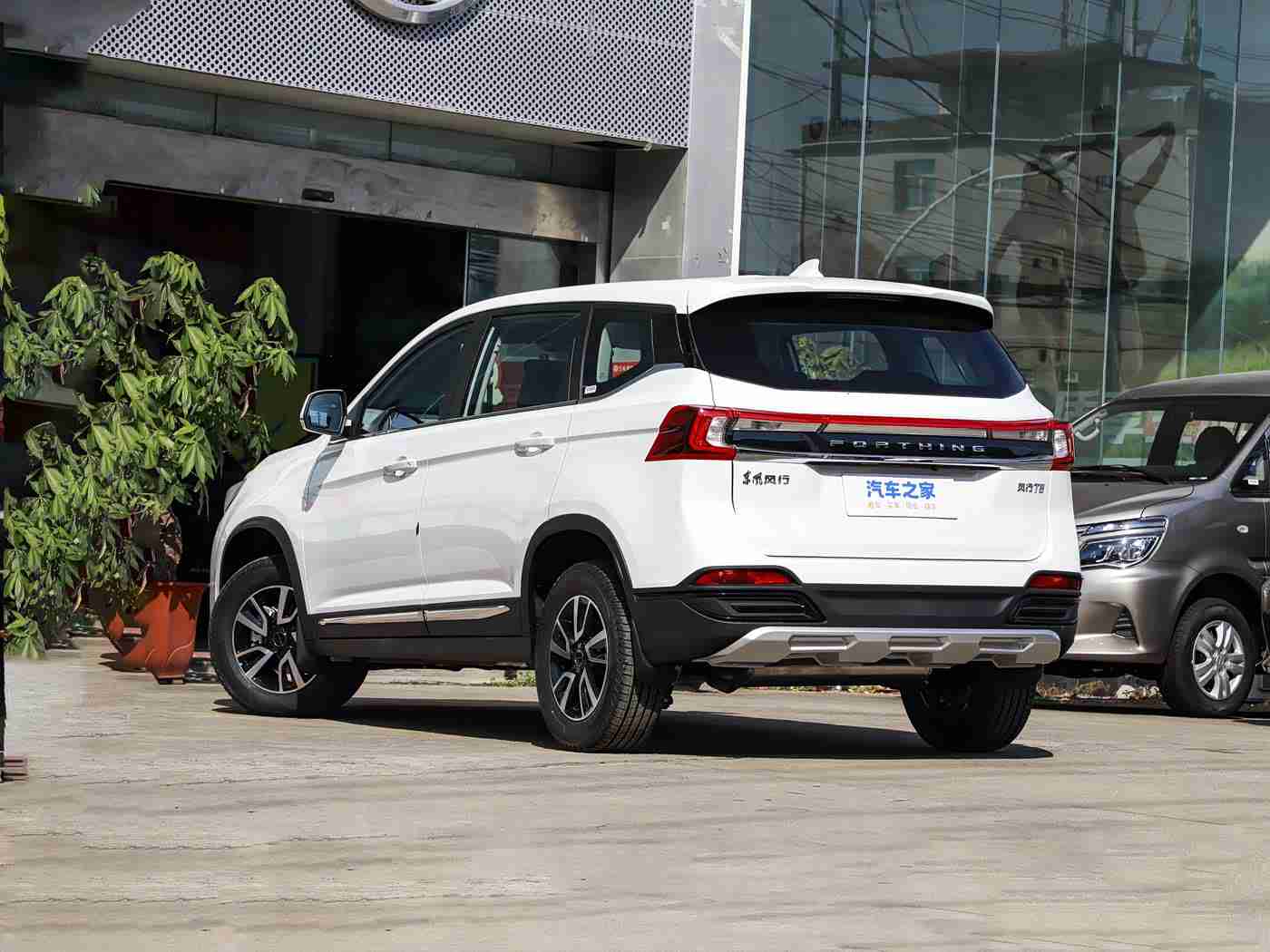 软件下载3.0.3免费华为,华为智能驾驶新篇章：免费ADAS系统升级，引领汽车安全新体验-2