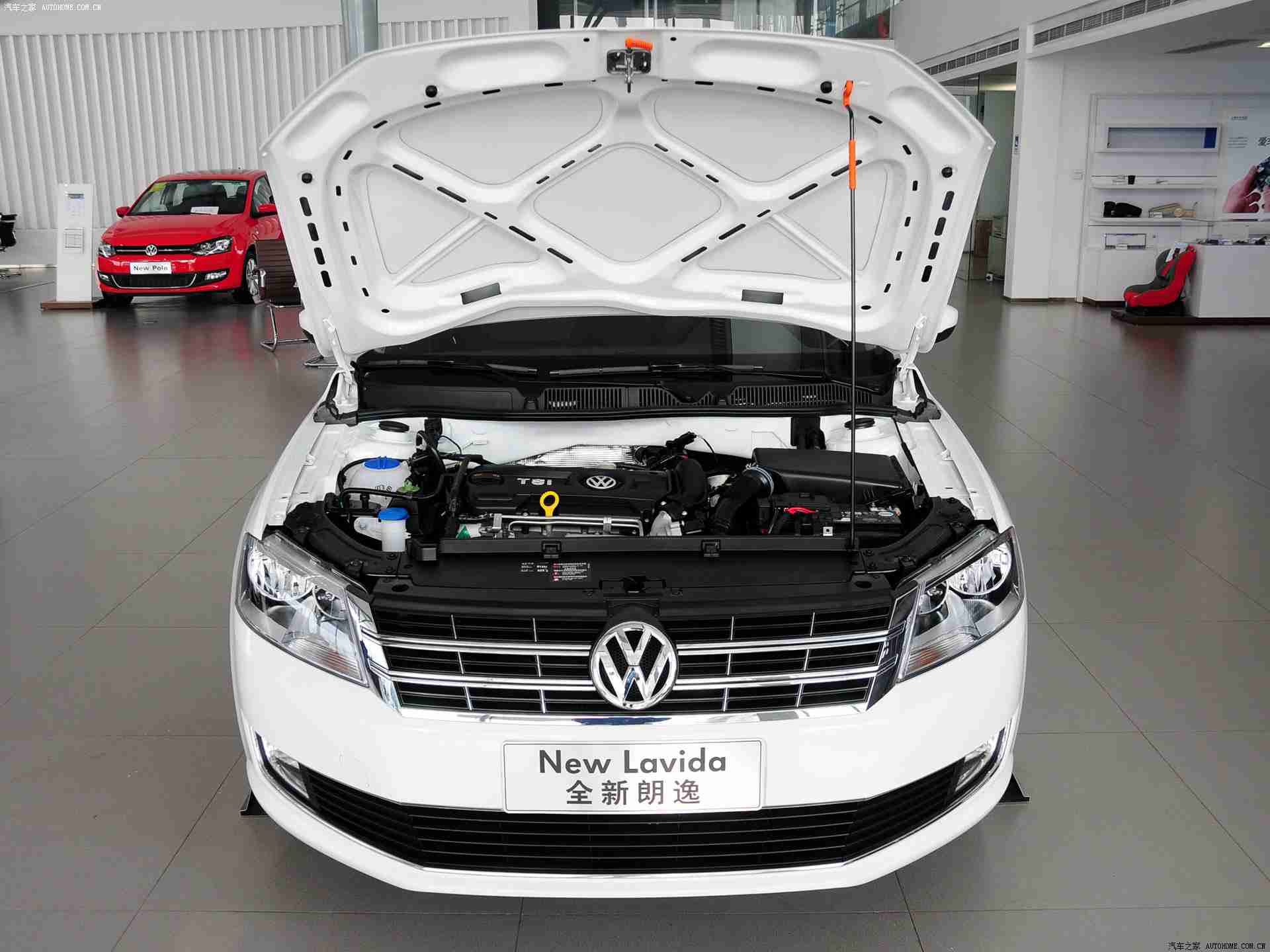 美女裸体视频软件,“智能驾驶新风向：技术创新助力汽车安全升级，引领未来出行体验-5