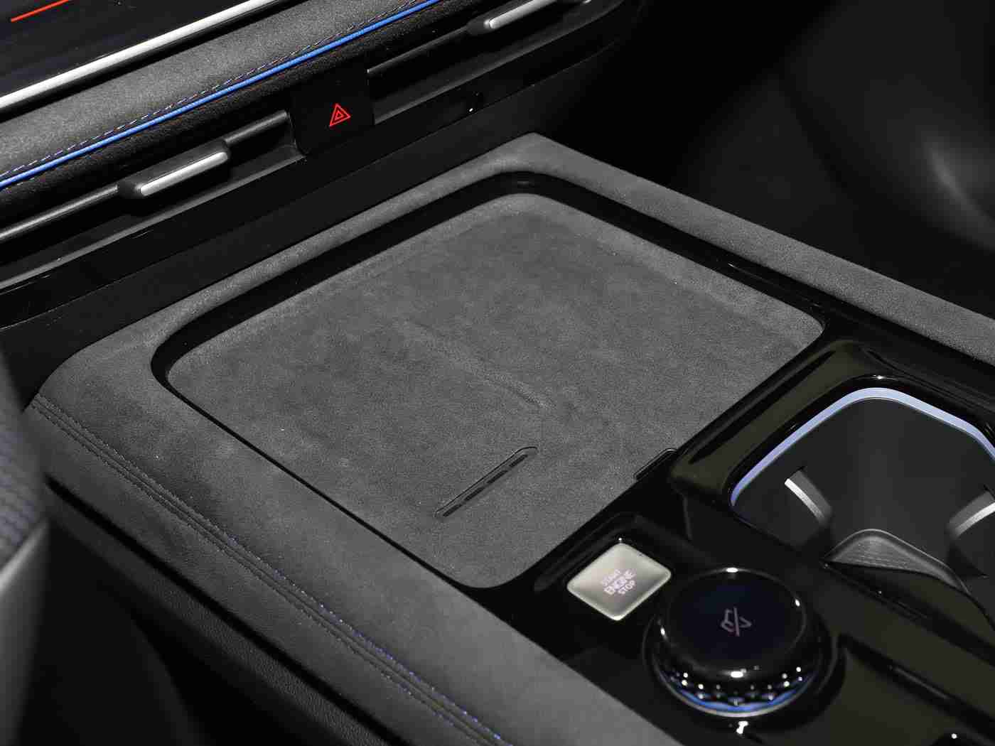 男生女生修修修轮滑鞋免费下载大全,汽车维修新风向：借鉴轮滑APP，便捷个性化创新生态引领未来-1