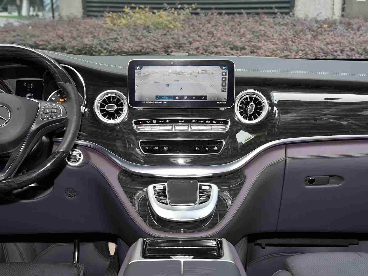 女人与公豬交交,时尚智驾，女性专属座驾，流线魅力尽展车坛-3