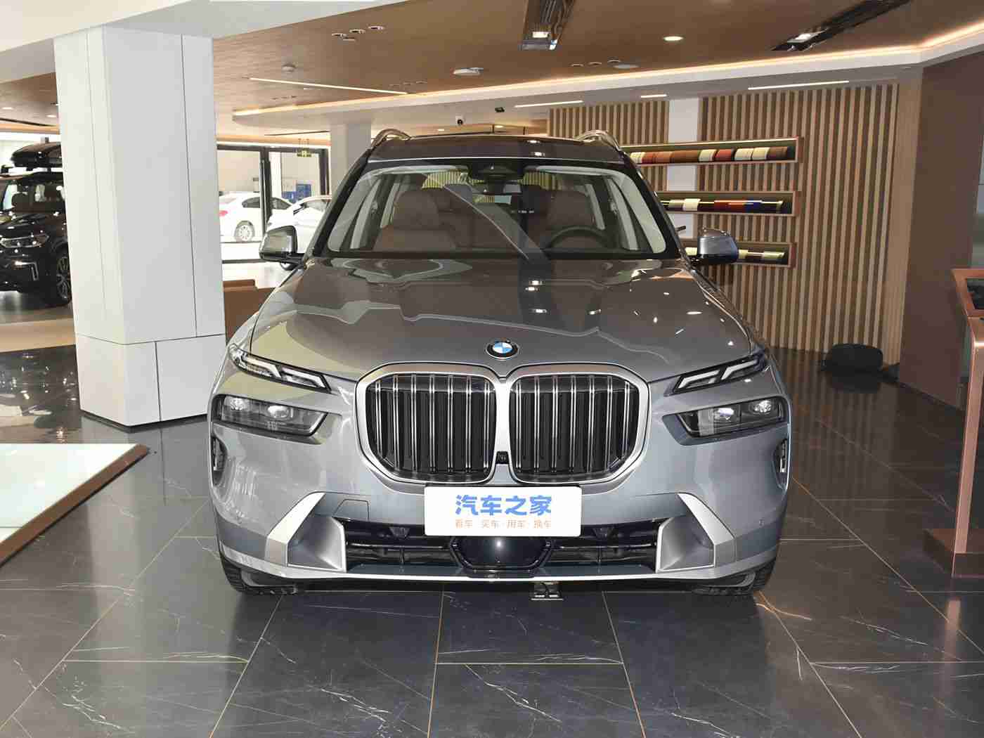 99r热,驾驭未来，热力非凡，品质之选，悦享无界-2