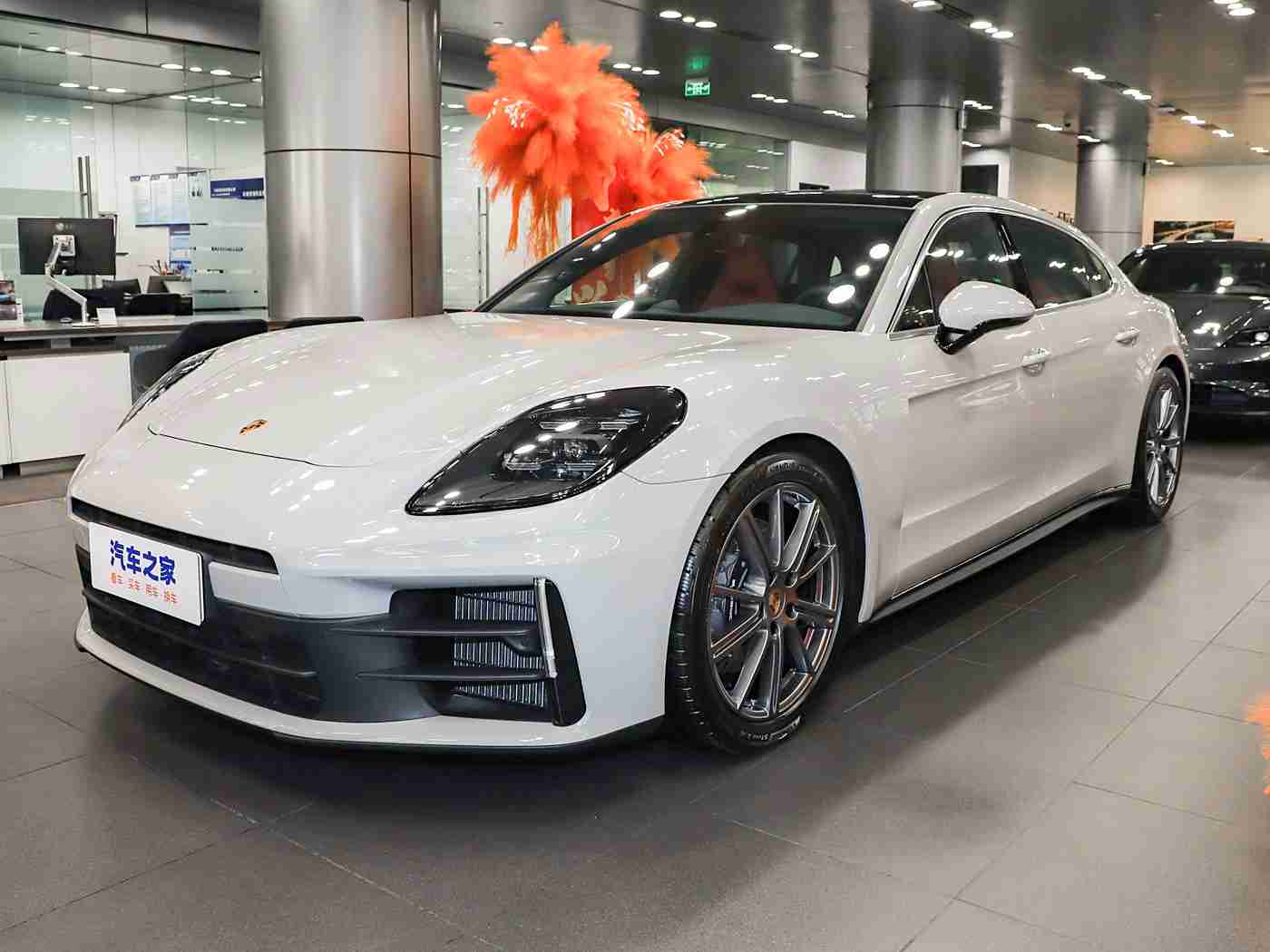 а√天堂中文官网8,动感非凡，智能领航：新锐车型引领潮流，刷新驾驶体验-2