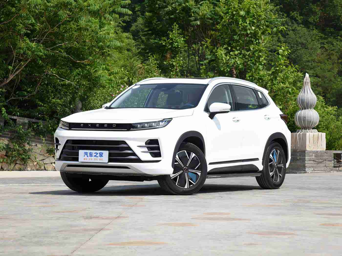 男人啪啪雌性宠物,汽车新潮流：独特设计宠物风，智能科技领航出行体验-3