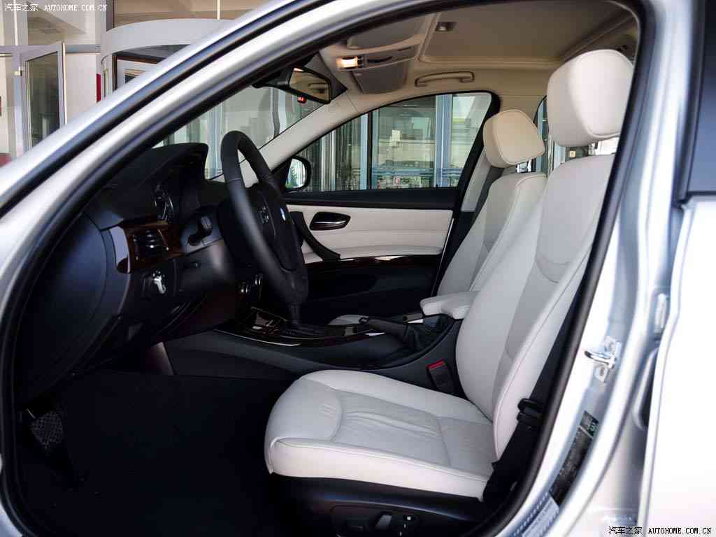 黄色软件安全下载,智能护航,安全驾驭,未来汽车新纪元-2