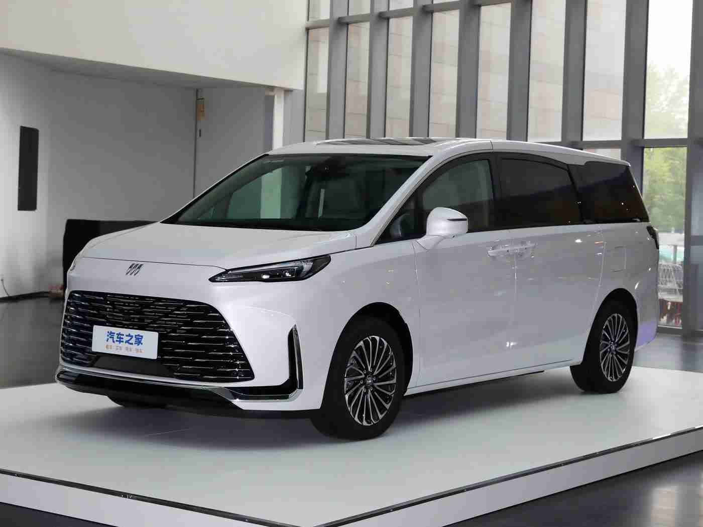 男生和女生差差,汽车行业新风向:性别差异化营销策略助力女性消费者需求满足-3