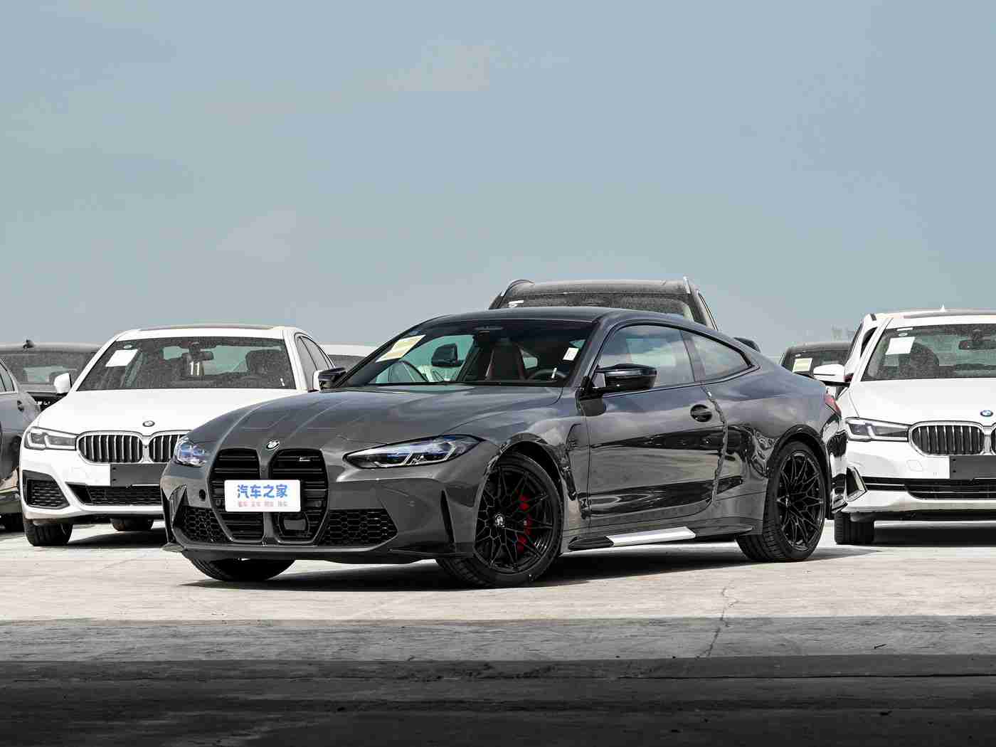 黄色怎么下载,炫彩动魄,驾驭未来——探秘时尚黄色SUV的独领风骚魅力-1