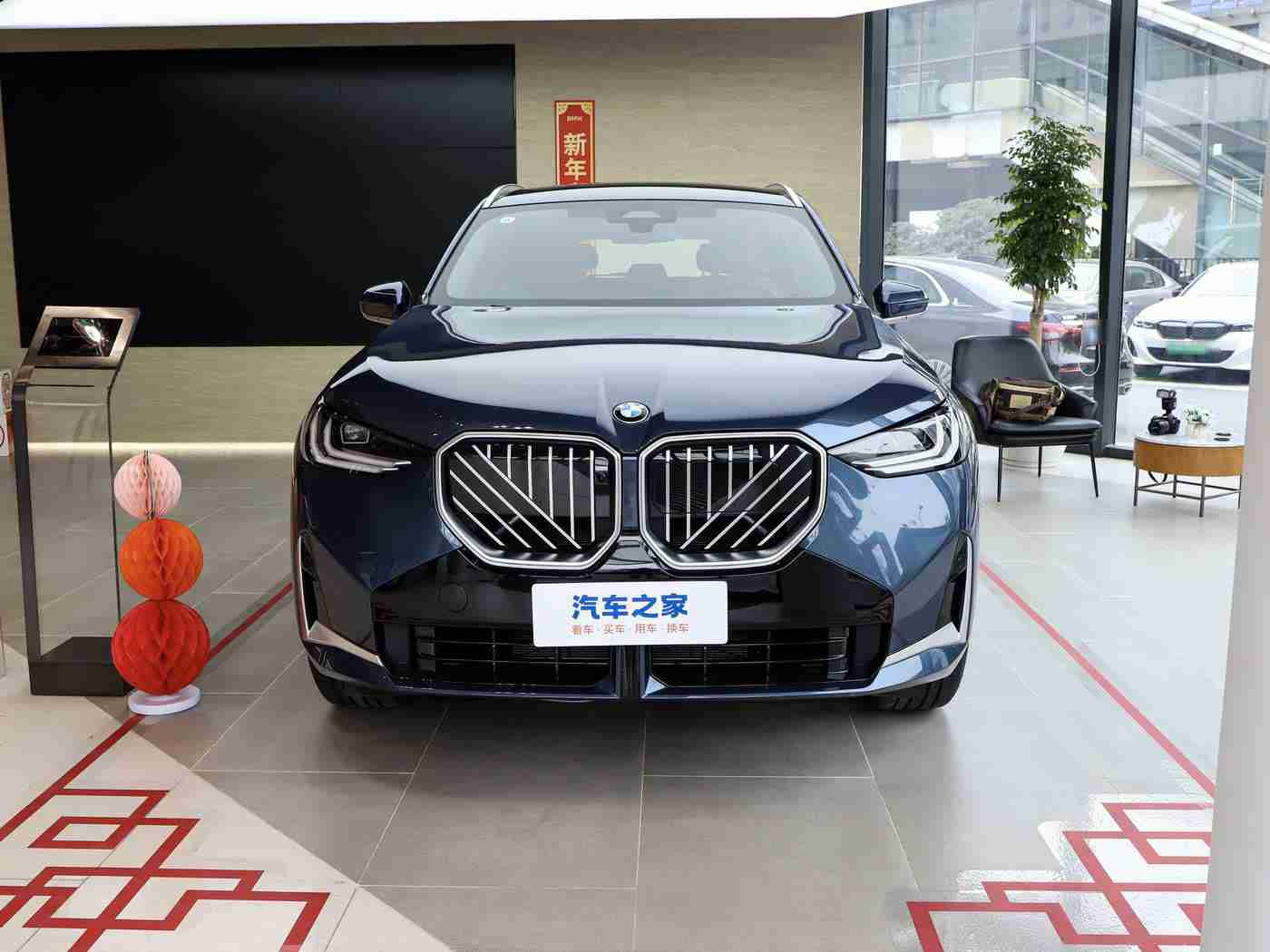 人妻三级,时尚设计+卓越性能，“人妻三级”车型引领市场潮流-4