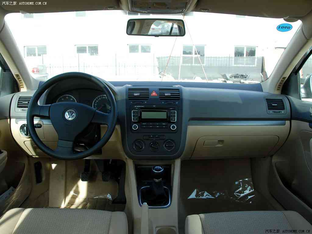 不用播放器av,未来科技引领，环保智能新宠：探索新能源汽车新标杆-2