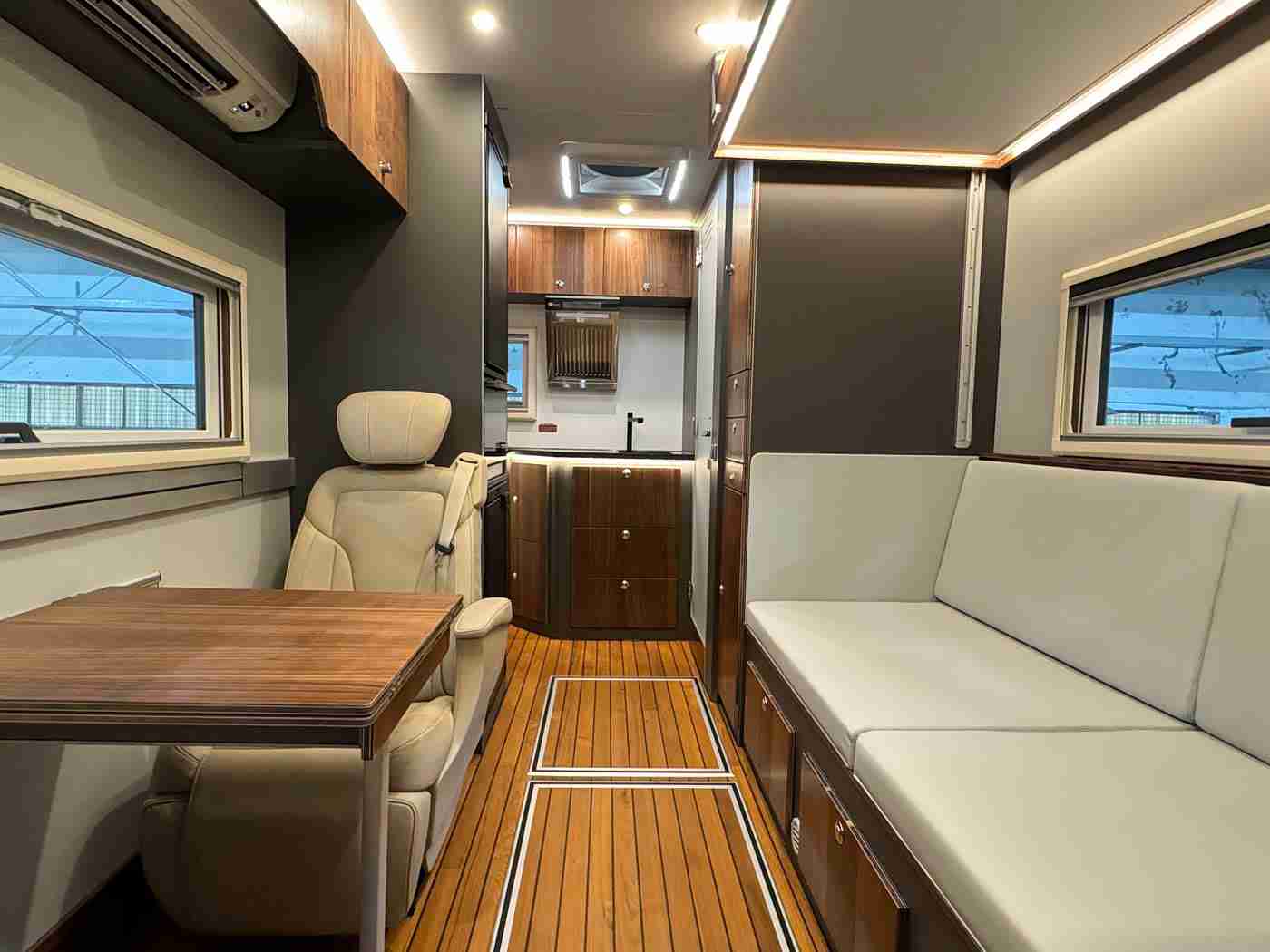 成人福利app导航,科技驾驭新境,智能出行悦享非凡-3