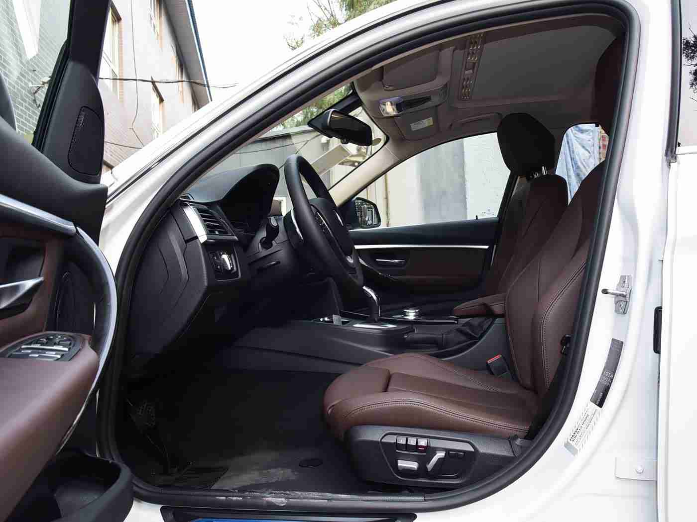 ,智领未来，跨界精英，亲民科技新座驾-2