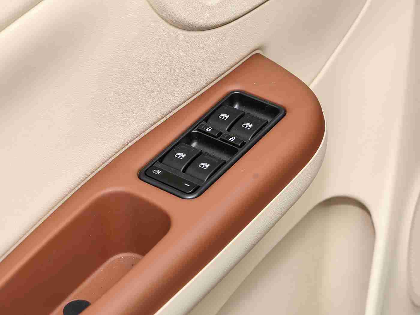 天美传媒麻豆,汽车营销新风尚：娱乐跨界助力品牌飞跃-3