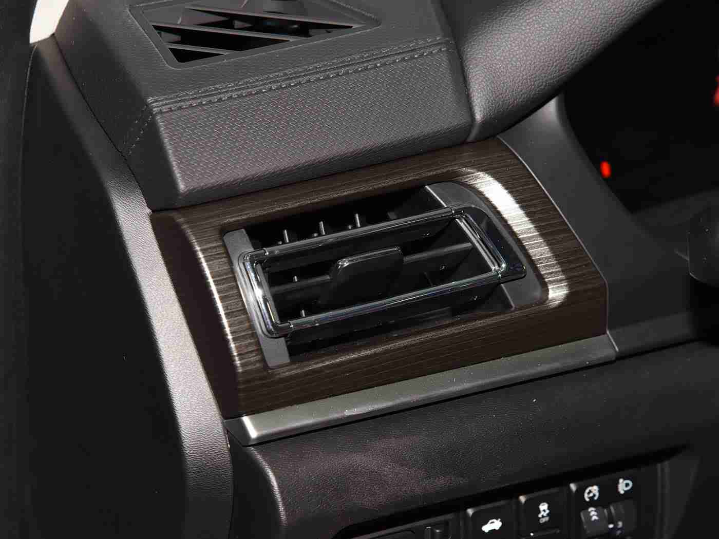 五月天丁香花,花开五月，车行未来，新动启航-3