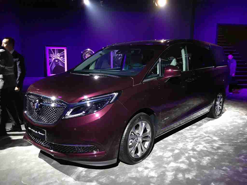 男捅女APP,智能驾驶新趋势下，汽车APP创新挑战与机遇并存-5