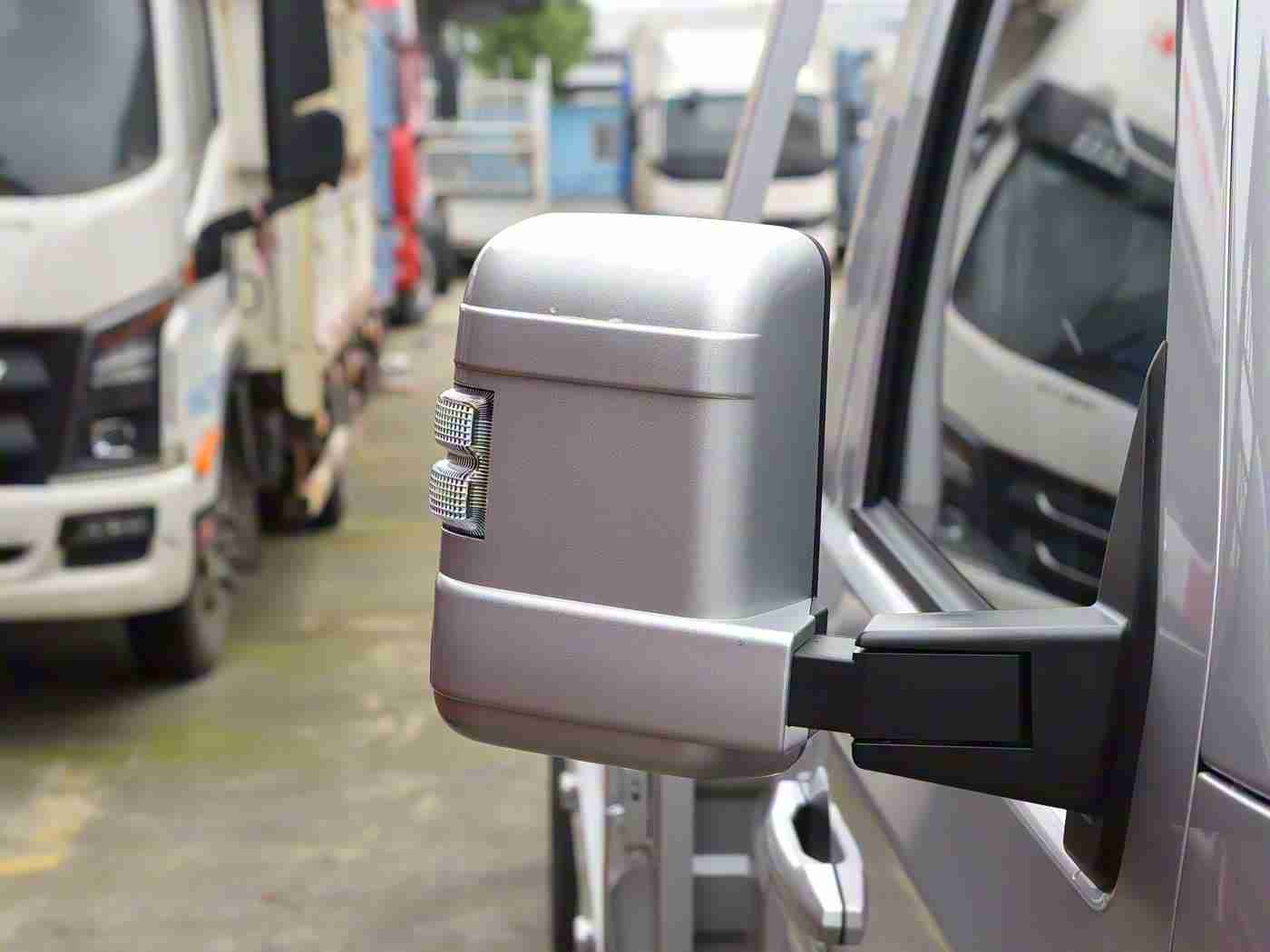 黄色软件免费版,智能驾驶新风尚：免费软件引领汽车智能化潮流，车主体验升级-2