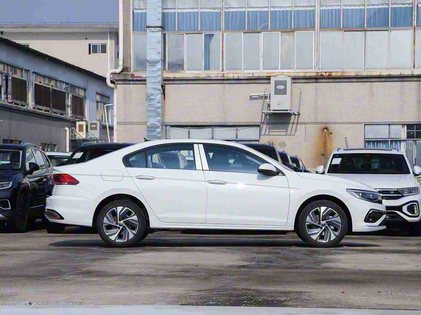 国产成人Av,国产新锐崛起，时尚动力双全，国产车明星车型月销万辆引关注-2