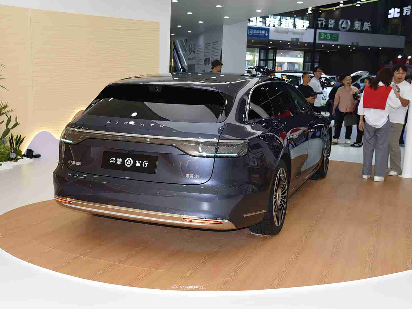 十大黄软件,汽车软件引领未来出行，智能、环保、便捷，解析十大热门汽车软件发展新趋势-5