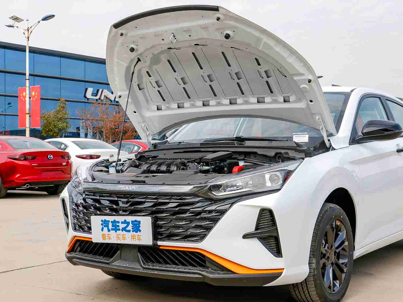 欧亚一区二区,“锐意革新，驾驭未来——国产新车型闪耀全球市场”-1