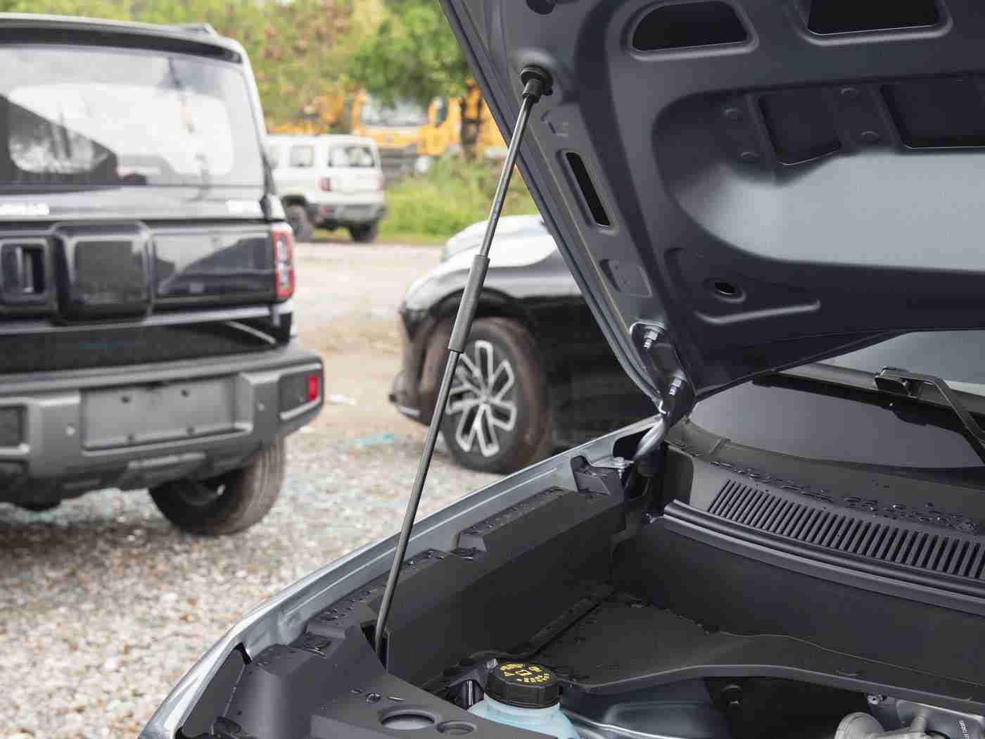 黄色软件怎么下载？,揭秘汽车软件隐患：警惕网络“陷阱”，守护绿色驾驶环境-2