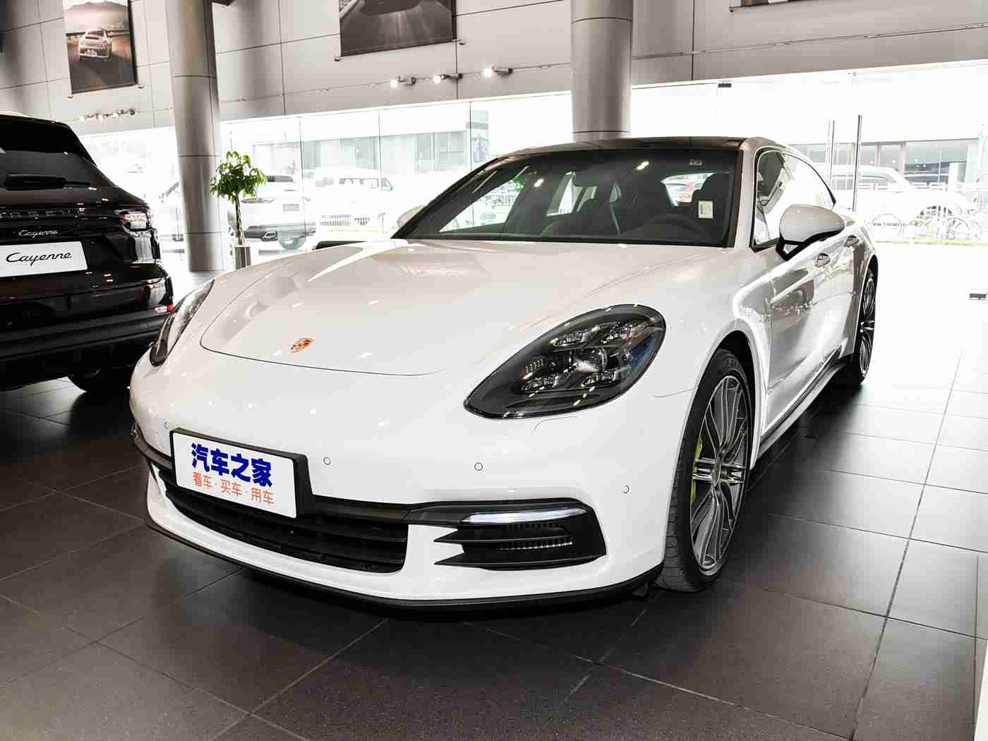 桃子av,新能源汽车新秀崛起，＂桃子av＂亮相市场前景广阔-3