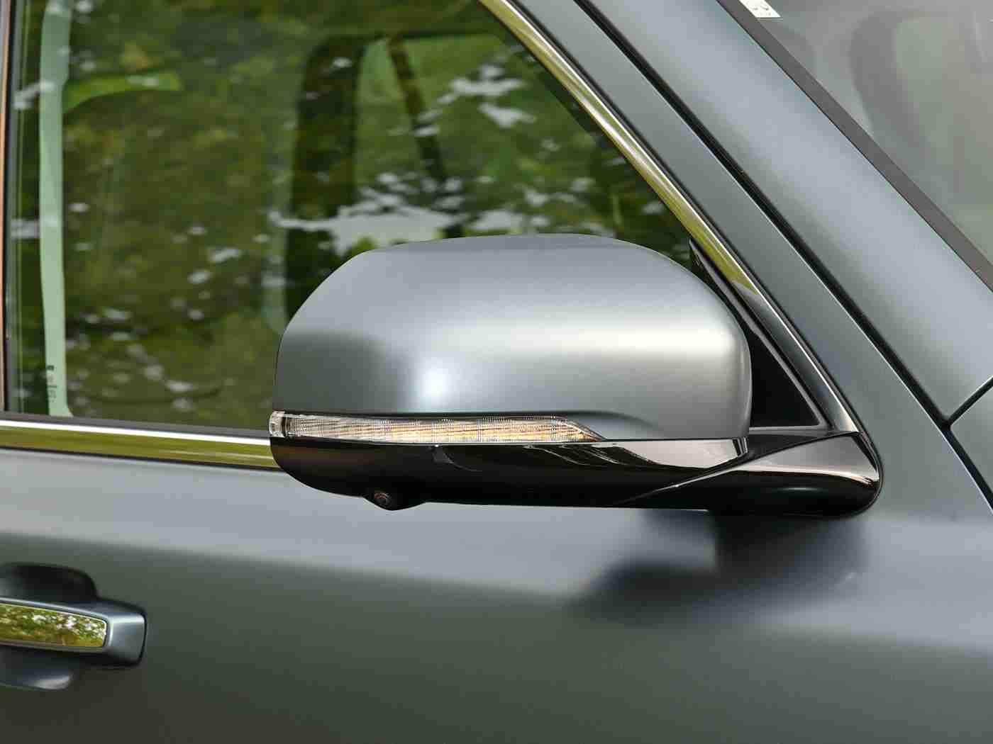 男生搞女生APP,汽车服务新潮流：社交融合创新，引领便捷出行体验-2