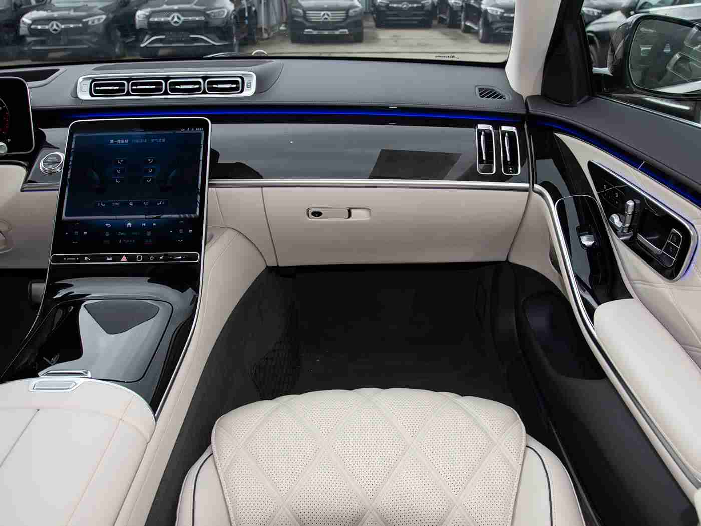 亚洲一区亚洲二区,亚洲汽车市场风起云涌：揭秘一、二区增长动力与品牌布局-1