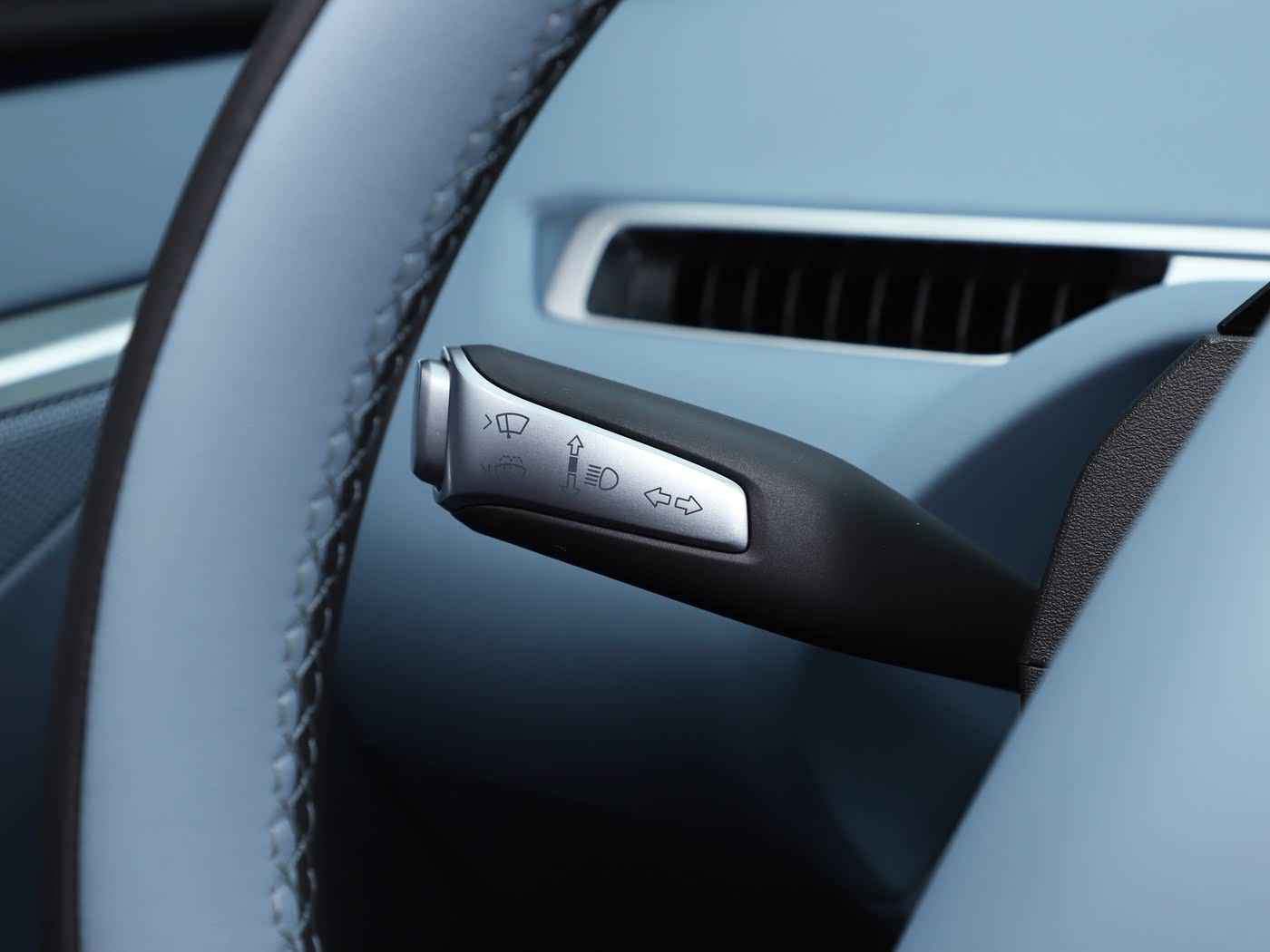 爱情岛论坛亚洲自拍,独特亚洲风潮，自拍科技汽车引领潮流-1