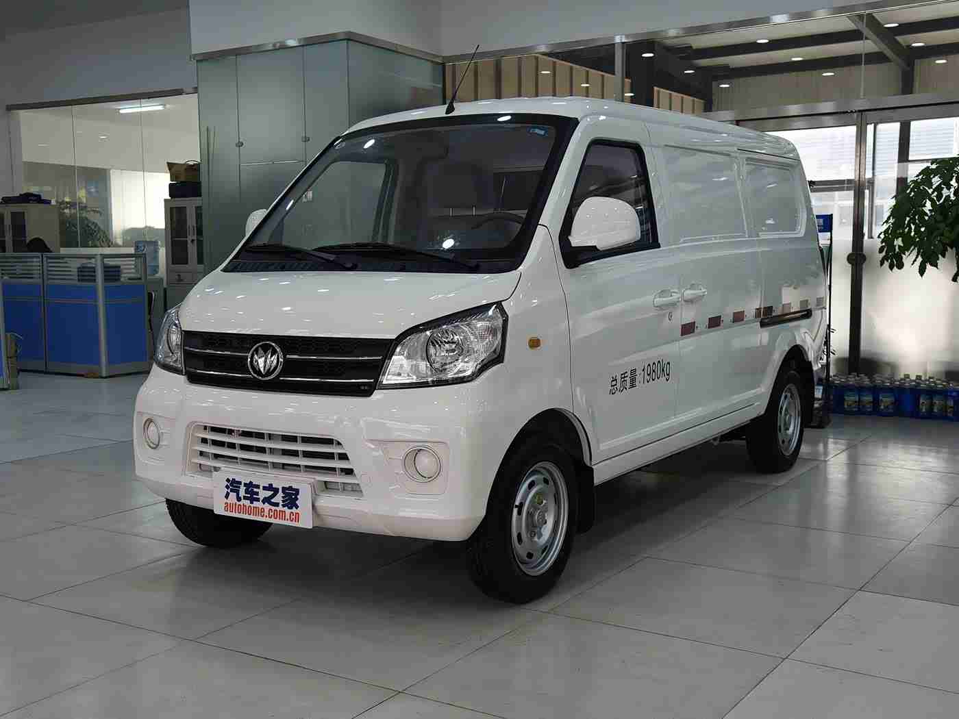 网曝黑料吃瓜永久国产,国产新宠：高性能、独特设计，高性价比汽车亮相引关注-4