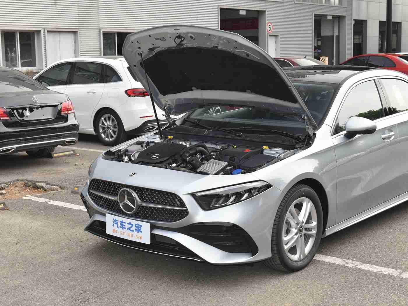 色大师在线观看,“自动驾驶革命来临：“色大师”系统引领未来出行新潮流”-4